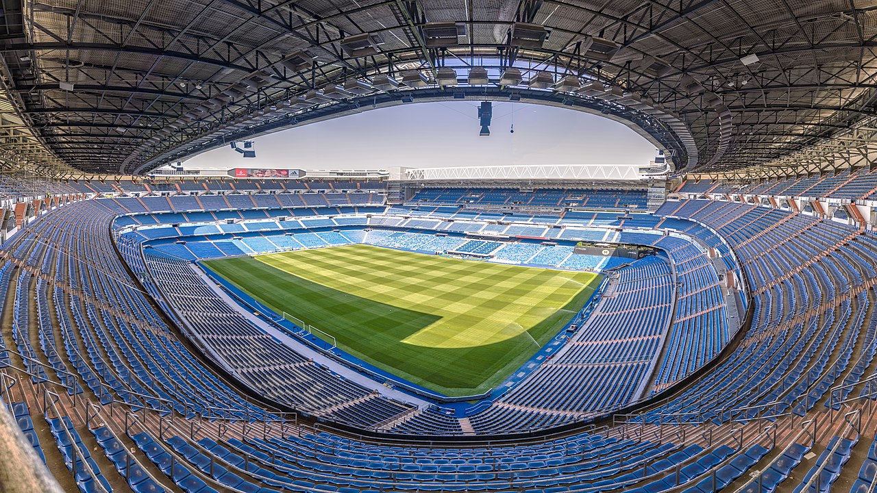 Santiago Bernabéu Stadium এস্তাদিও সান্তিয়াগো বার্নাব্যু স্টেডিয়াম (স্পেন)